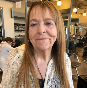 Meet your Posher, Joann